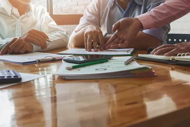 Contador realizando auditoria tributária preventiva em cooperativa — Grik Contabilidade Castro PR Campos Gerais